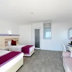 Отель Ramira